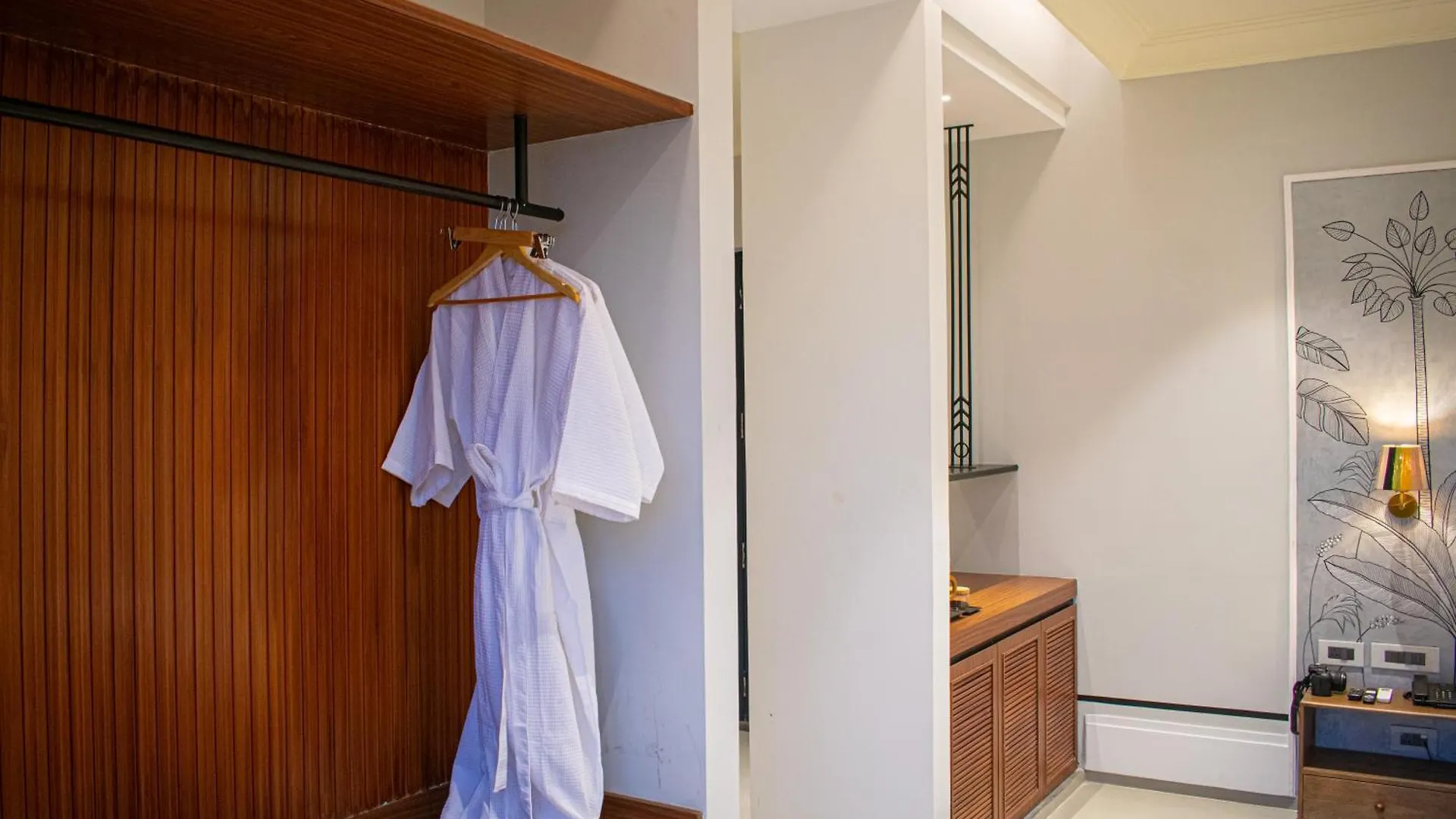 **** Hotel Casa Blanca Lakecity Udaipur India