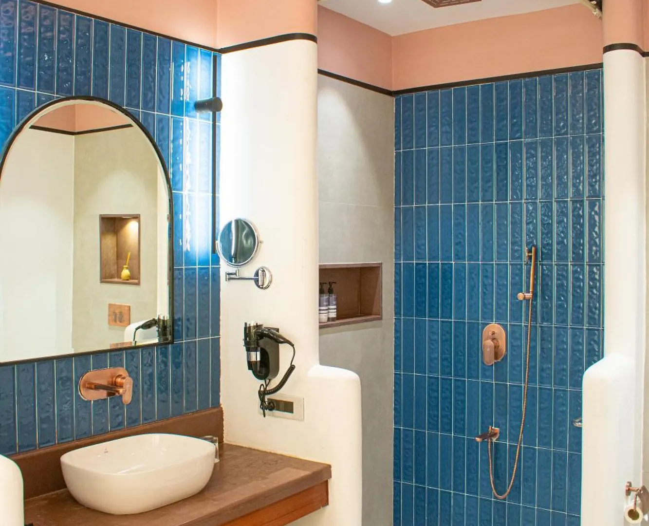 **** Hotel Casa Blanca Lakecity Udaipur India