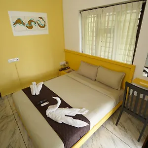 Twinn Waves By Atmos Hotel Kozhikode